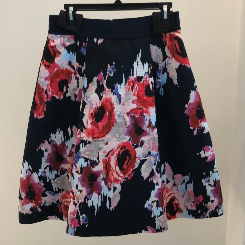 kate spade Hazy Floral Skirt (size US 4)